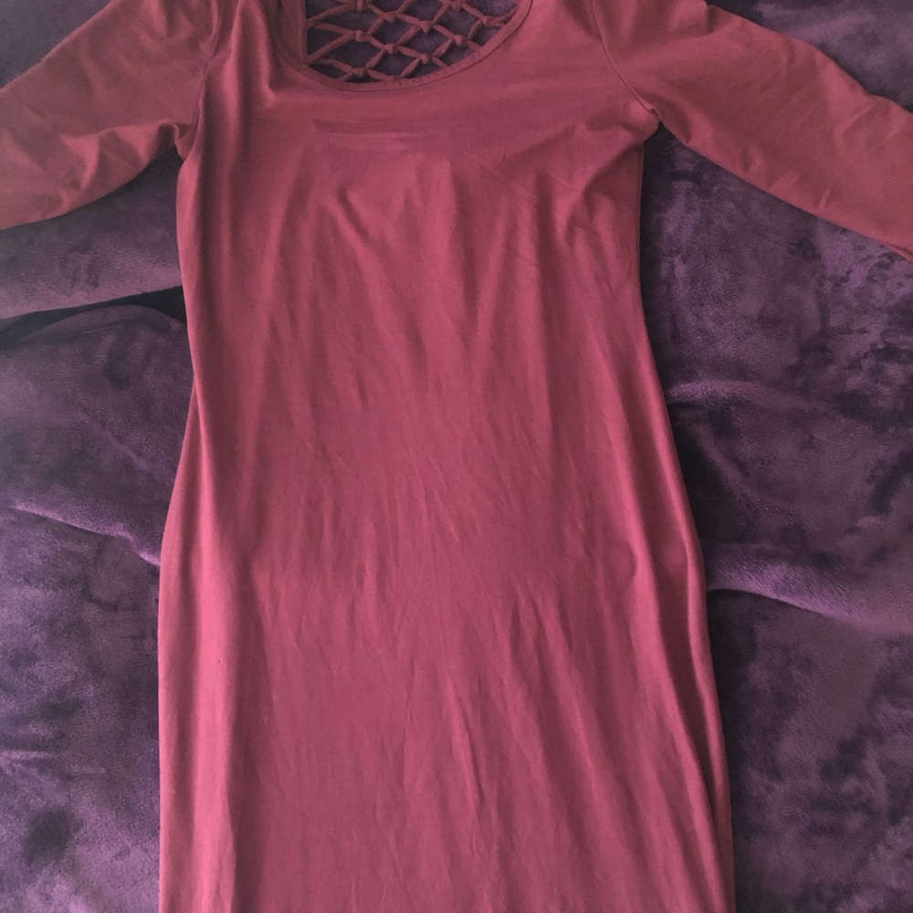Dress - Picture 7 of 7